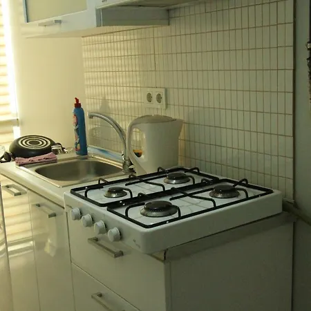 Alme Adliye Hostal
