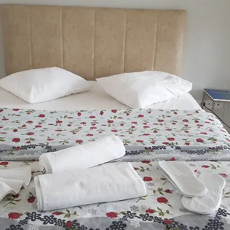 Hostal Alme Adliye Estambul